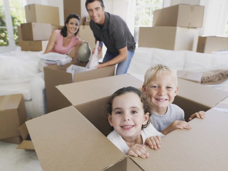 Flexible South Kensington storage options for furniture and boxes
