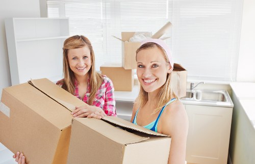 Flexible local removals and delivery support for South Kensington customers